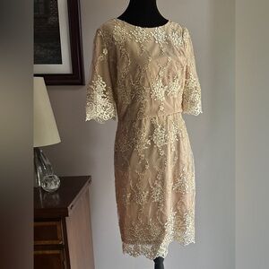 Badgley Mischka Lace Midi Dress - gold and cream